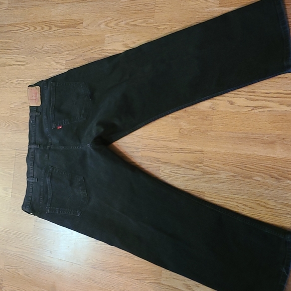 LEVI STRAUSS & CO pants..#(69) - Picture 2 of 3